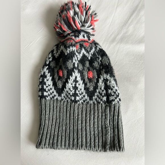 Soft & Warm Hollister fair isle Pom-pom beanie Ski hat Grey/Salmon  One-size - Picture 2 of 4